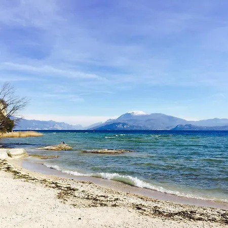 Alojamento de Acomodação e Pequeno-almoço A Casa Di Giulia Desenzano del Garda